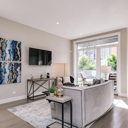 Stunning Duplex Condo #1 - Downtown River North 시카고 외부 사진