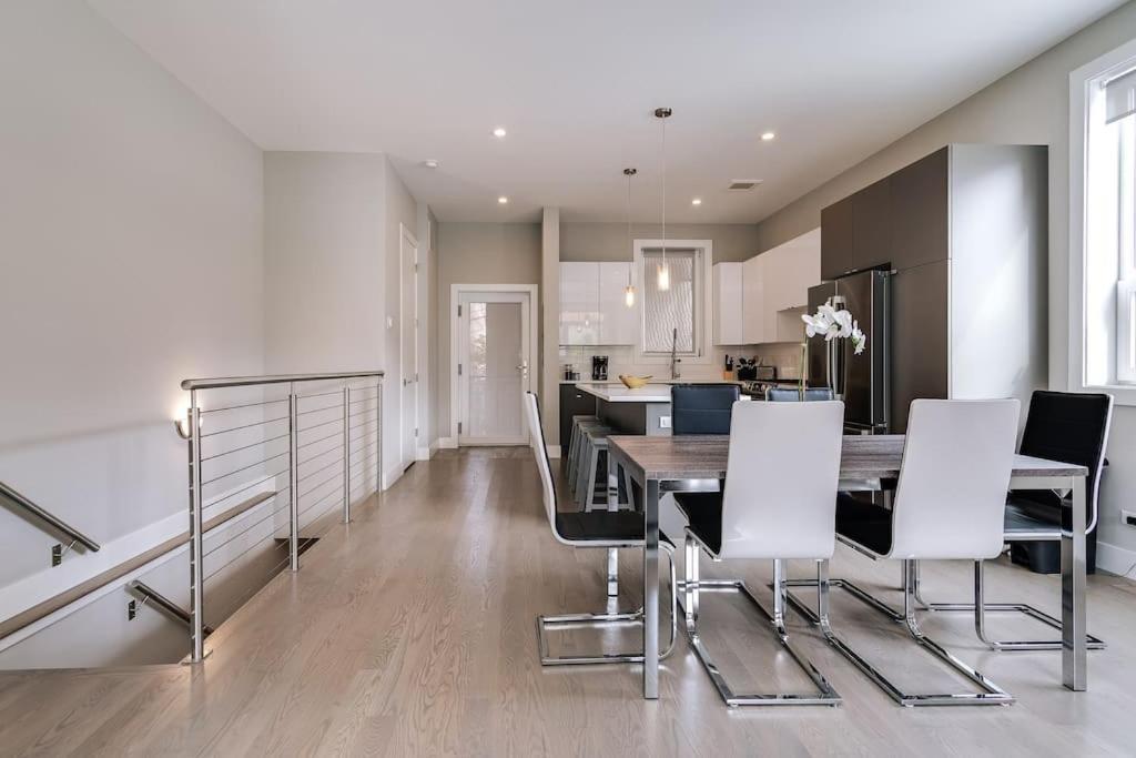 Stunning Duplex Condo #1 - Downtown River North 시카고 외부 사진