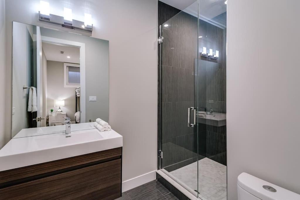 Stunning Duplex Condo #1 - Downtown River North 시카고 외부 사진